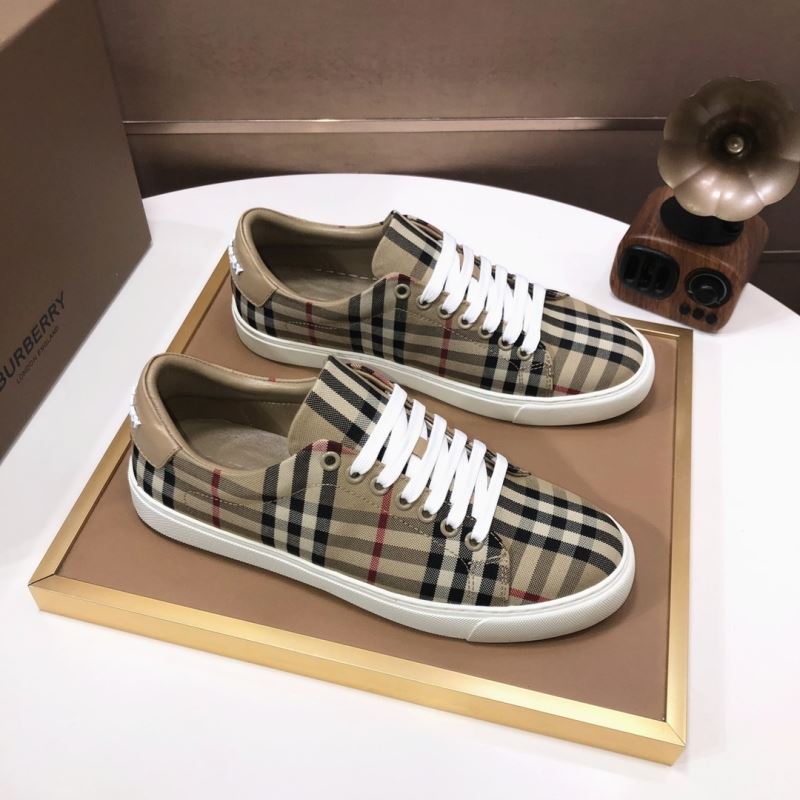 Burberry Low Shoes